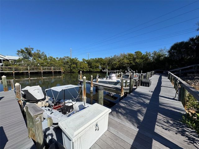 707 SORRENTO INLET 707, Nokomis, FL 34275