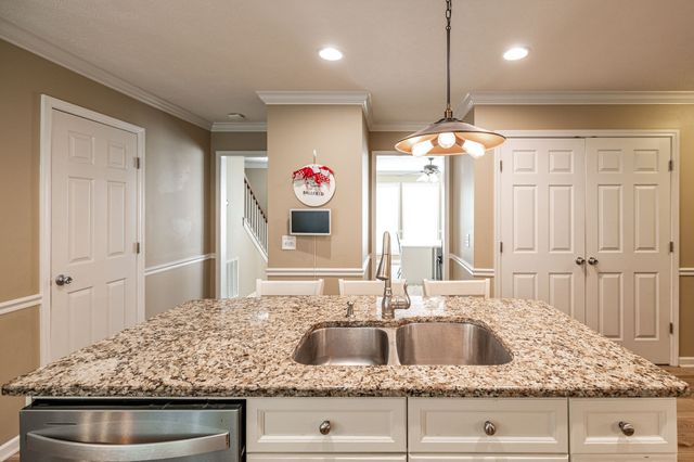 1235 Briarcliff Ave, Gallatin, TN 37066