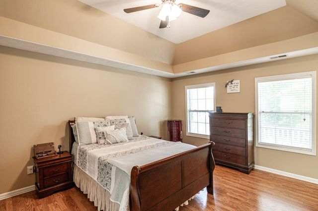 1235 Briarcliff Ave, Gallatin, TN 37066