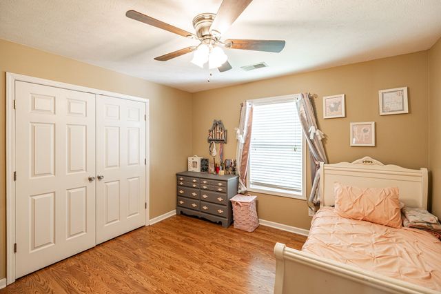 1235 Briarcliff Ave, Gallatin, TN 37066