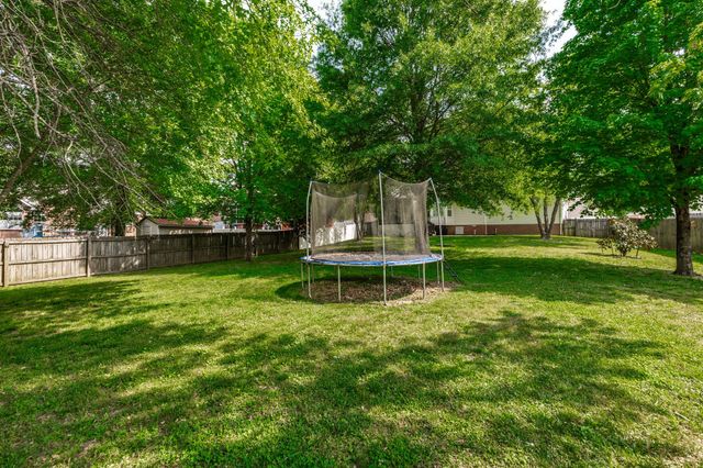 1235 Briarcliff Ave, Gallatin, TN 37066