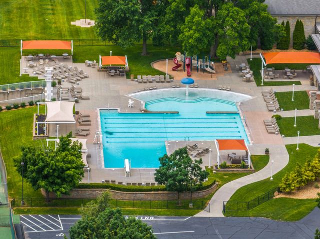 3705 E Cypress Street, Springfield, MO 65802