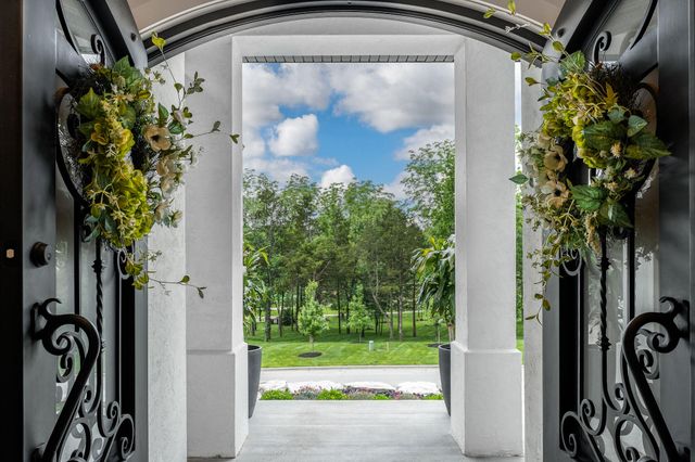 3705 E Cypress Street, Springfield, MO 65802