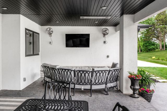 3705 E Cypress Street, Springfield, MO 65802