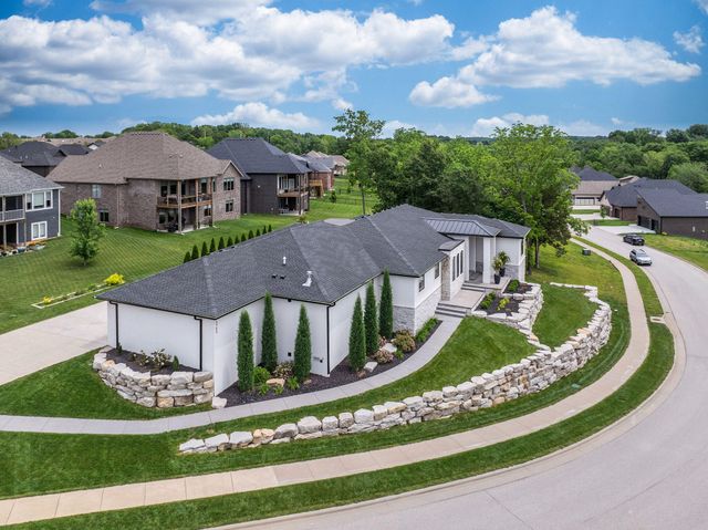 3705 E Cypress Street, Springfield, MO 65802