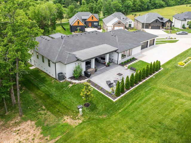 3705 E Cypress Street, Springfield, MO 65802