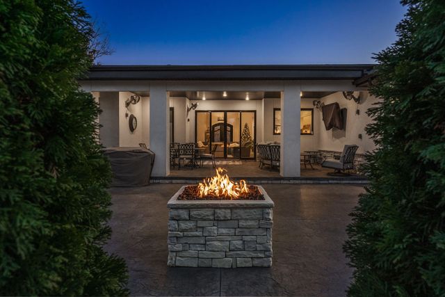 3705 E Cypress Street, Springfield, MO 65802