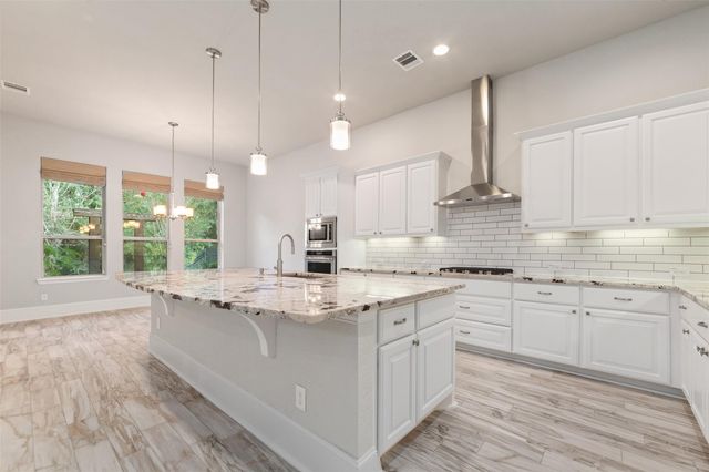 2948 S Cotswold Manor Drive, Kingwood, TX 77339