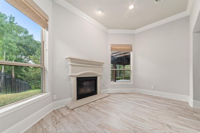 2948 S Cotswold Manor Drive, Kingwood, TX 77339