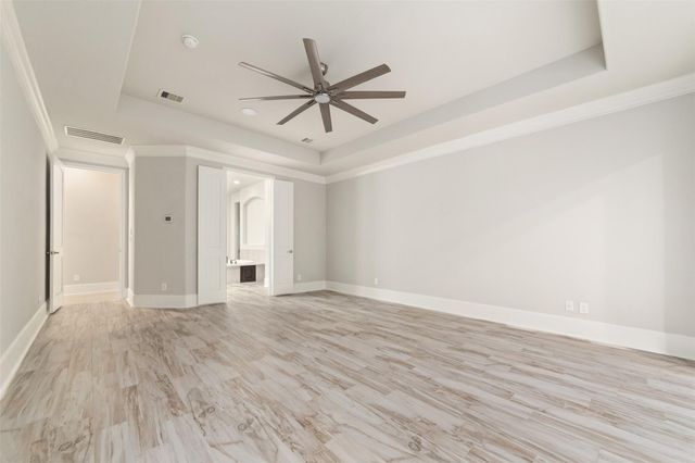2948 S Cotswold Manor Drive, Kingwood, TX 77339