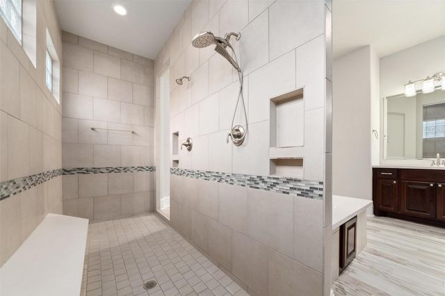 2948 S Cotswold Manor Drive, Kingwood, TX 77339