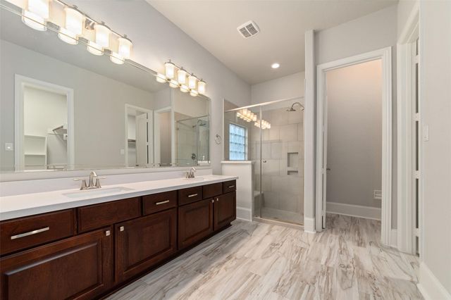 2948 S Cotswold Manor Drive, Kingwood, TX 77339