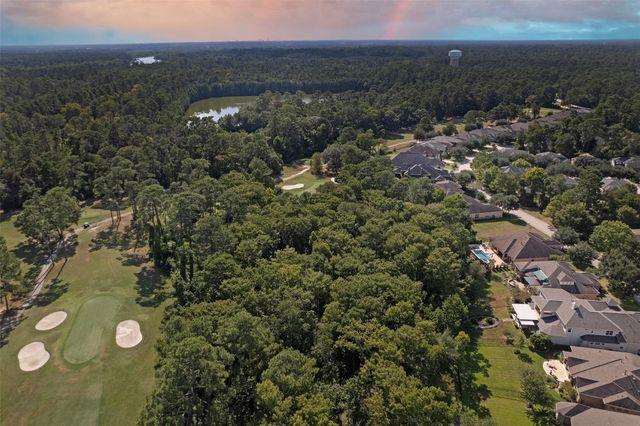 2948 S Cotswold Manor Drive, Kingwood, TX 77339