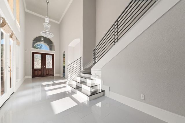 2948 S Cotswold Manor Drive, Kingwood, TX 77339
