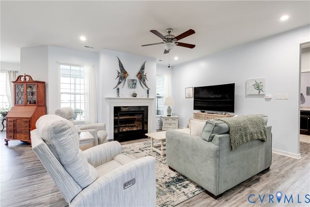 6619 Welara Run, Moseley, VA 23120