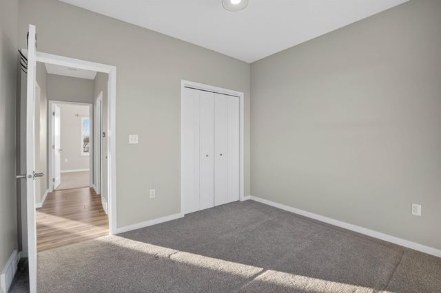 4617 Eden Way, Cedar Falls, IA 50613