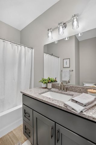 4617 Eden Way, Cedar Falls, IA 50613