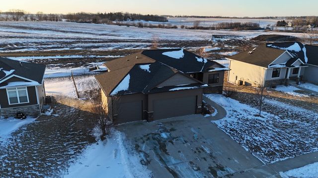 4617 Eden Way, Cedar Falls, IA 50613