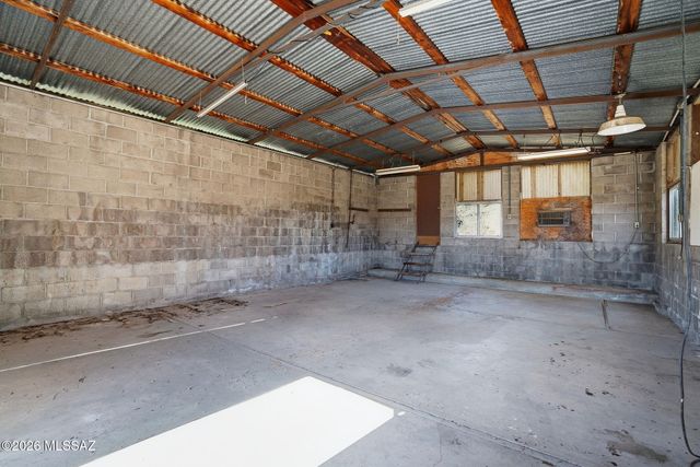 580 W Sunset Avenue, Oracle, AZ 85623