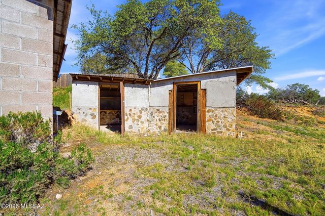 580 W Sunset Avenue, Oracle, AZ 85623