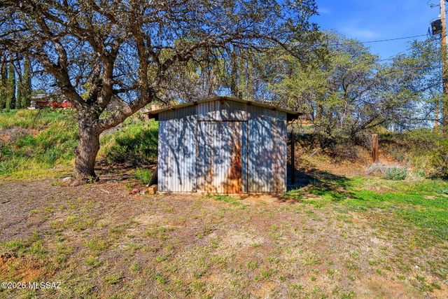 580 W Sunset Avenue, Oracle, AZ 85623