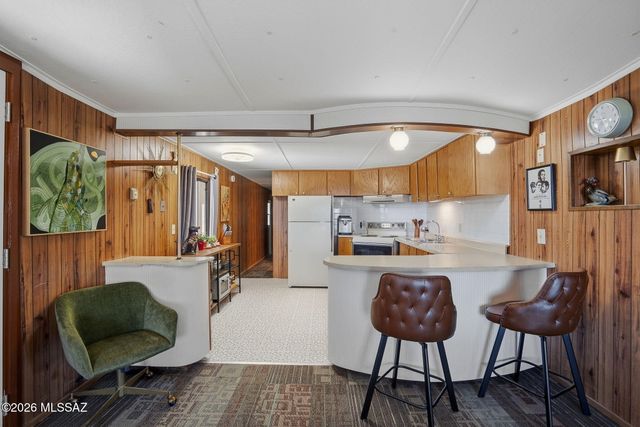 580 W Sunset Avenue, Oracle, AZ 85623