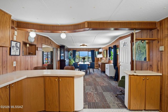 580 W Sunset Avenue, Oracle, AZ 85623