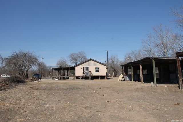 536 W Villaret, San Antonio, TX 78221