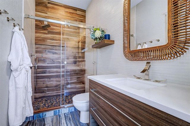 4635 DOLPHIN CAY LANE S, St Petersburg, FL 33711