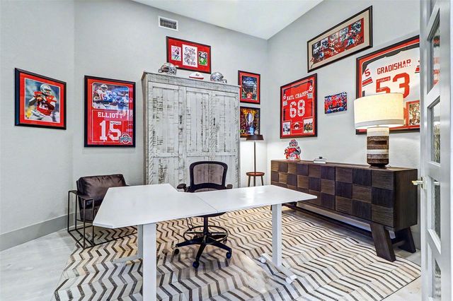 4635 DOLPHIN CAY LANE S, St Petersburg, FL 33711