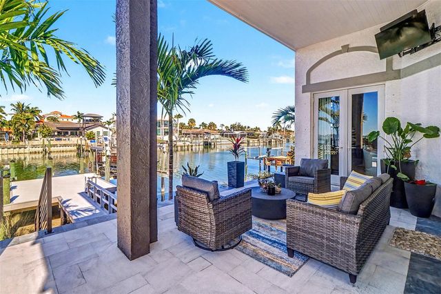 4635 DOLPHIN CAY LANE S, St Petersburg, FL 33711