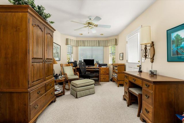 922 Freeman Ln, Grass Valley, CA 95949