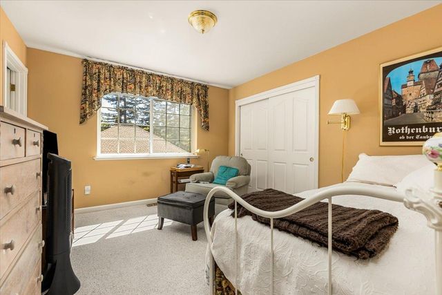 922 Freeman Ln, Grass Valley, CA 95949