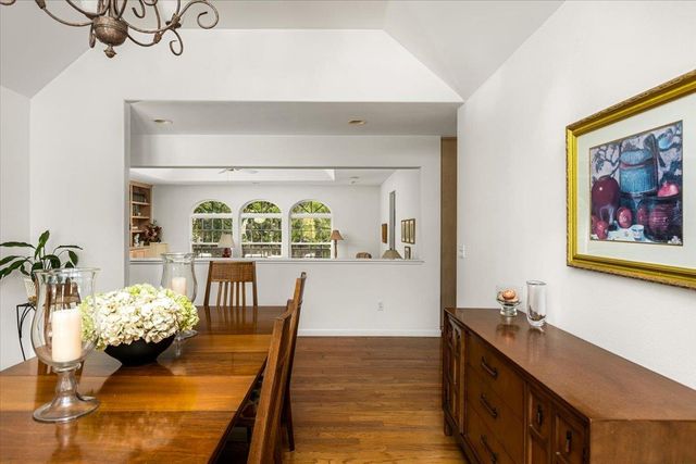 922 Freeman Ln, Grass Valley, CA 95949