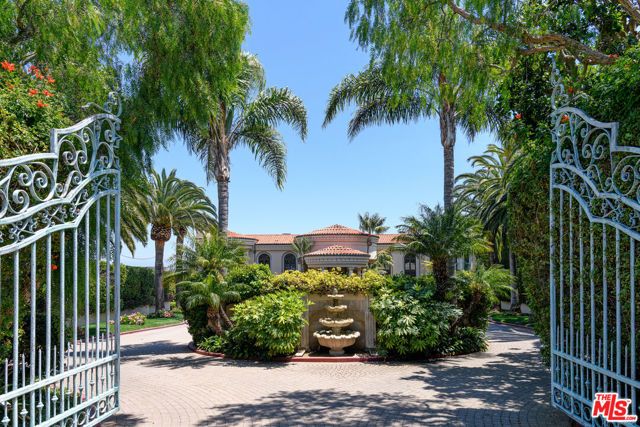 28824 Cliffside Drive, Malibu, CA 90265