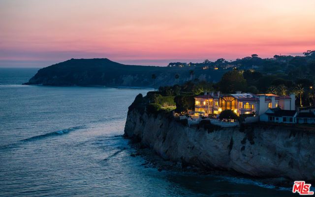 28824 Cliffside Drive, Malibu, CA 90265