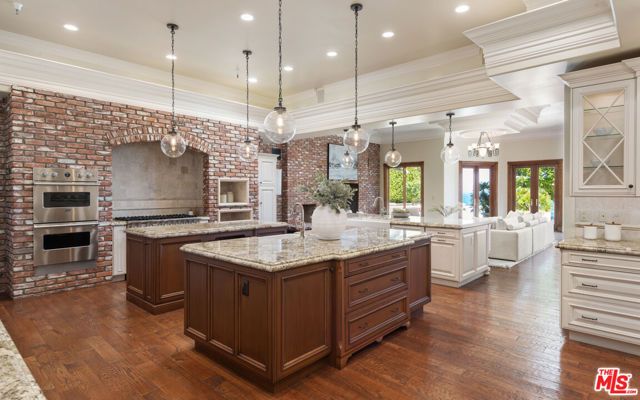 28824 Cliffside Drive, Malibu, CA 90265