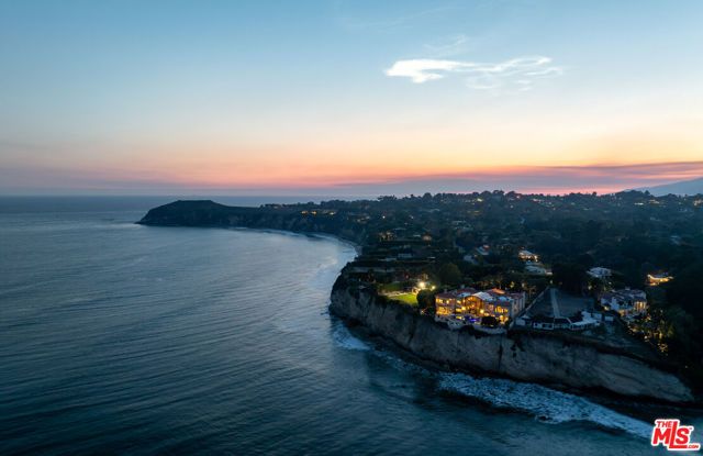 28824 Cliffside Drive, Malibu, CA 90265
