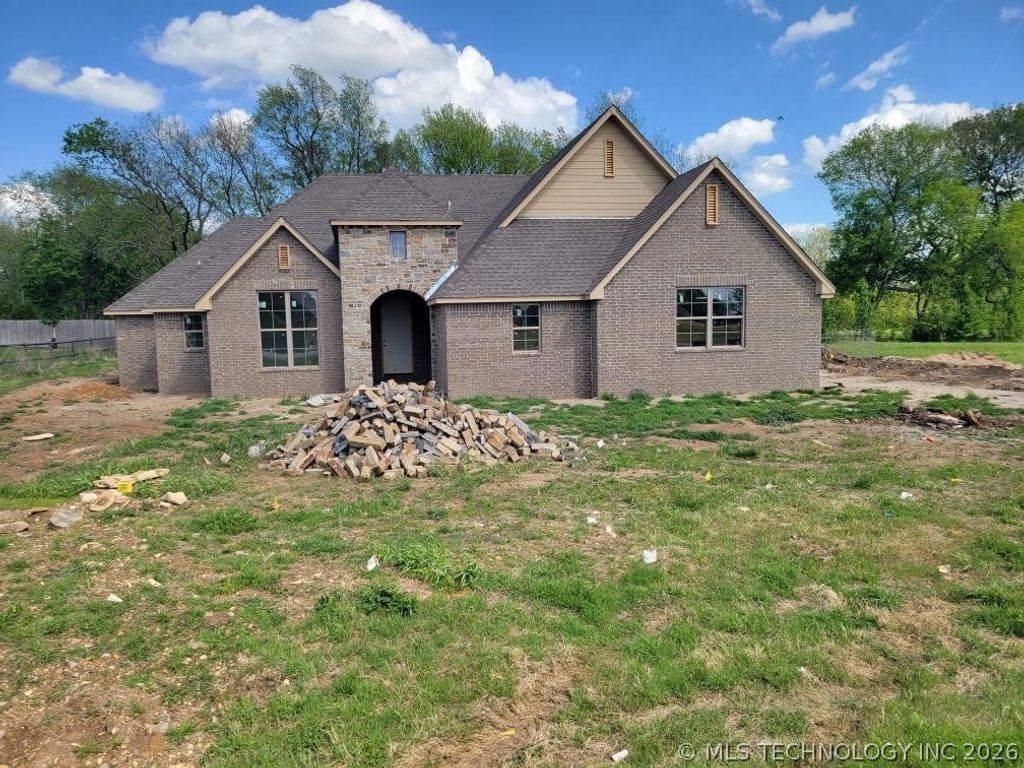 20925 S Windsor Avenue, Claremore, OK 74019
