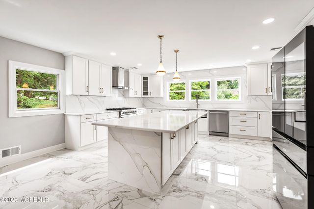 146 Bruce Road, Middletown, NJ 07701