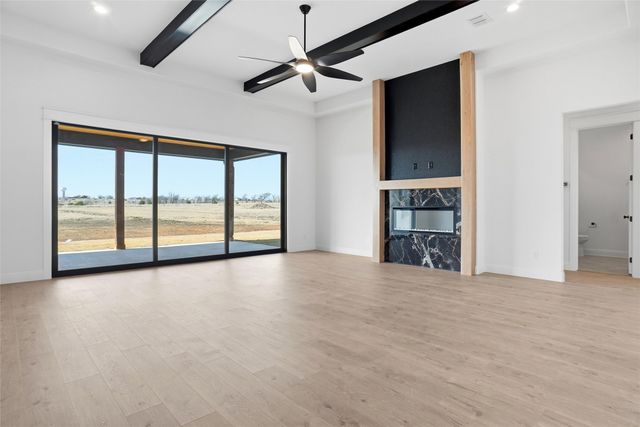 6961 Eagle Creek Drive, Godley, TX 76044