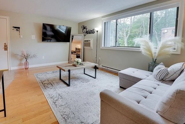 83 Nicholas Rd H, Framingham, MA 01701