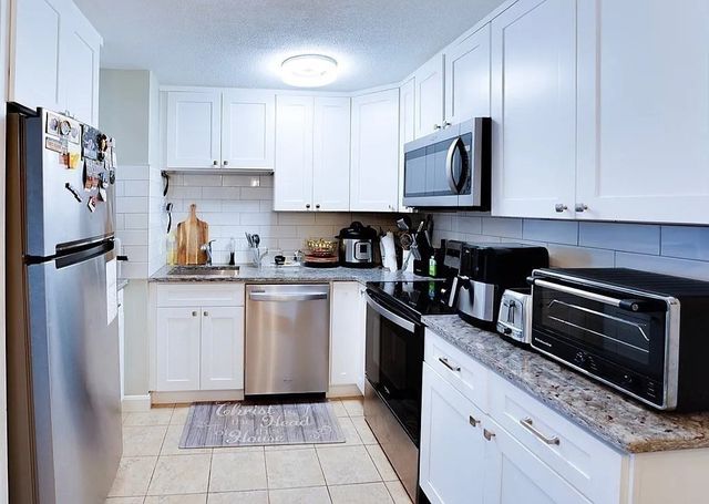 83 Nicholas Rd H, Framingham, MA 01701