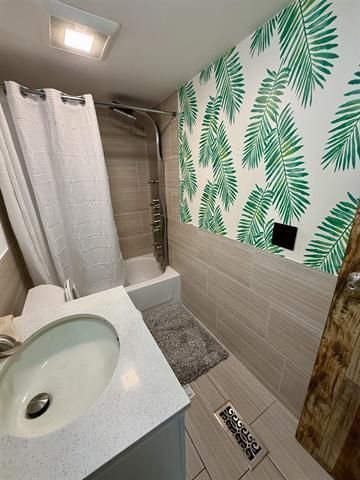 1173 gale Court, Wisconsin Dells, WI 53965