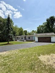 1173 gale Court, Wisconsin Dells, WI 53965