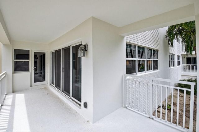 1000 Lowry Street 1f, Delray Beach, FL 33483