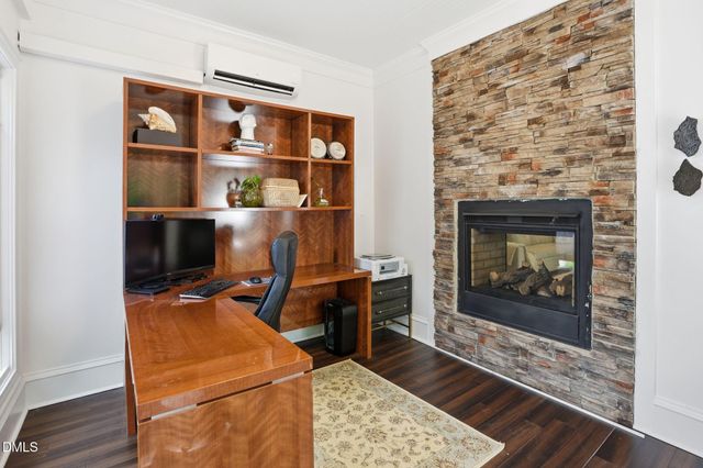 137 Aspenridge Drive, Holly Springs, NC 27540