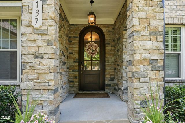 137 Aspenridge Drive, Holly Springs, NC 27540