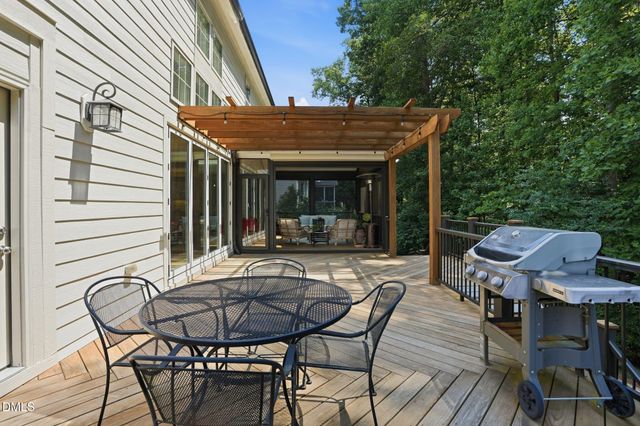 137 Aspenridge Drive, Holly Springs, NC 27540