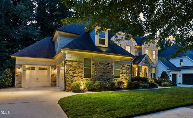 137 Aspenridge Drive, Holly Springs, NC 27540
